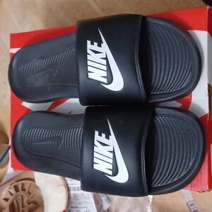 Nike Women's Victori One Slides